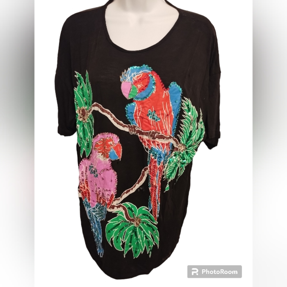 Bali Moon lightweight tunic with parrot design